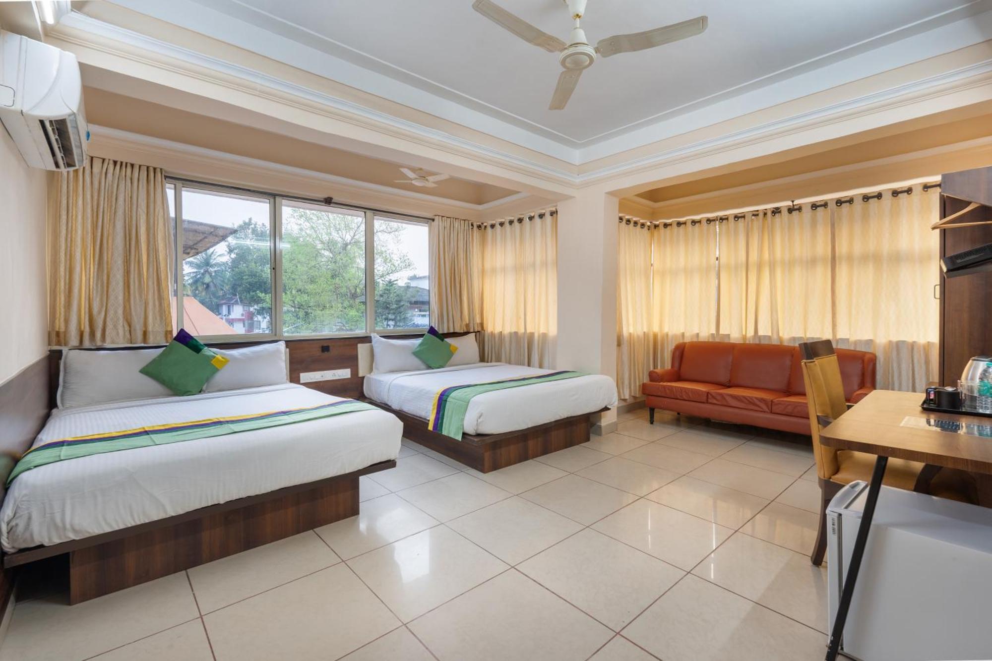 Treebo Sunheads Hotel Panaji Eksteriør billede