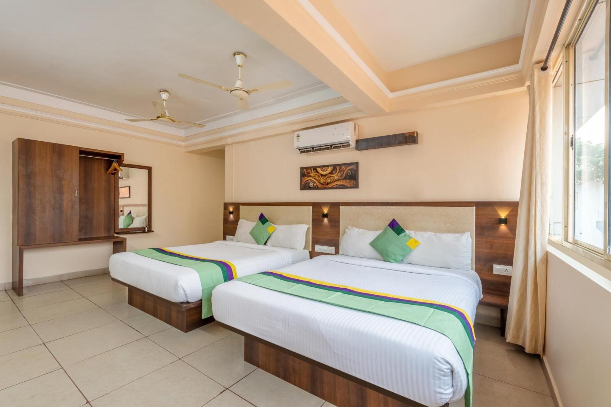 Treebo Sunheads Hotel Panaji Eksteriør billede