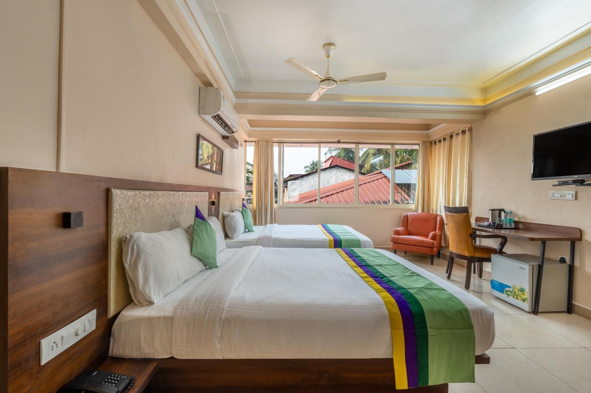 Treebo Sunheads Hotel Panaji Eksteriør billede
